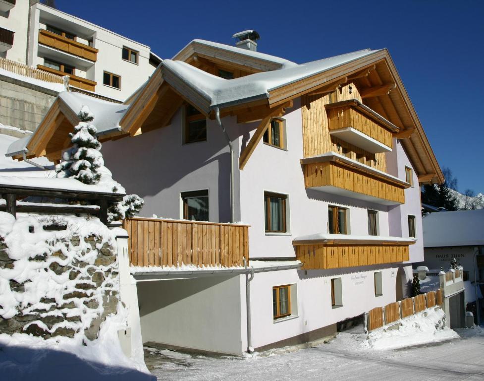 Landhaus Flunger 장크트안톤암아를베르크 외부 사진